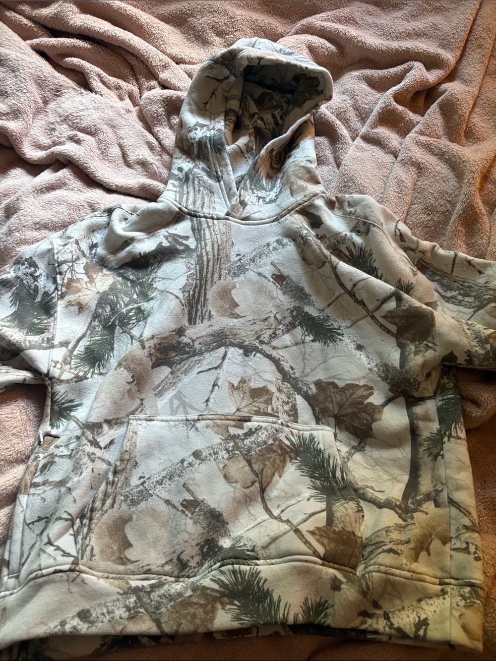 Hollister Men's Crewneck Camo Hoodie - Beige Green Brown